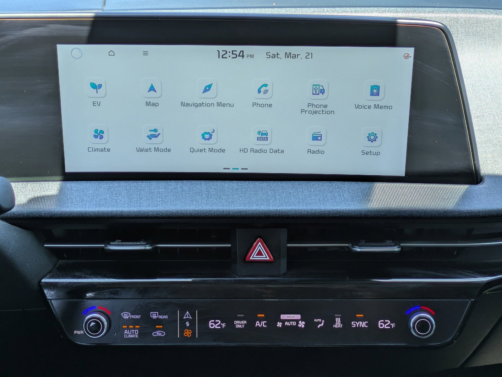 Certified 2022 Kia EV6 Wind w/ Wind Technology Package image 15