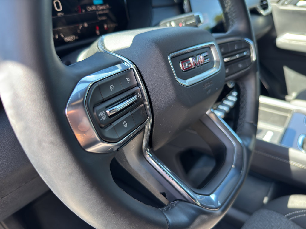 Used 2025 GMC Acadia Elevation image 18