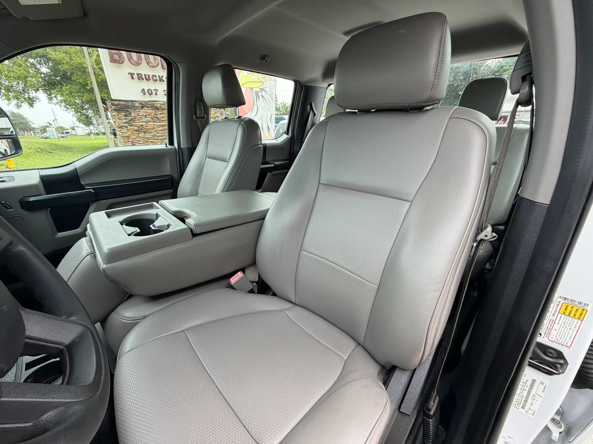 Used 2019 Ford F250 XL w/ Power Equipment Group AWD/4WD image 9