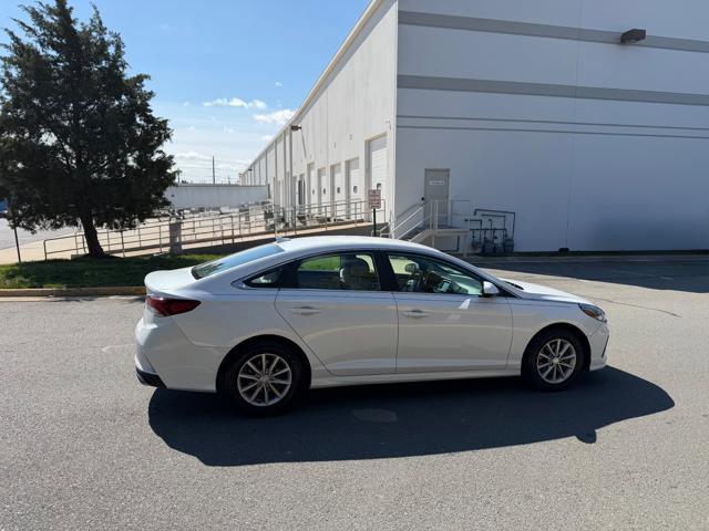 Used 2018 Hyundai Sonata SE FWD image 5