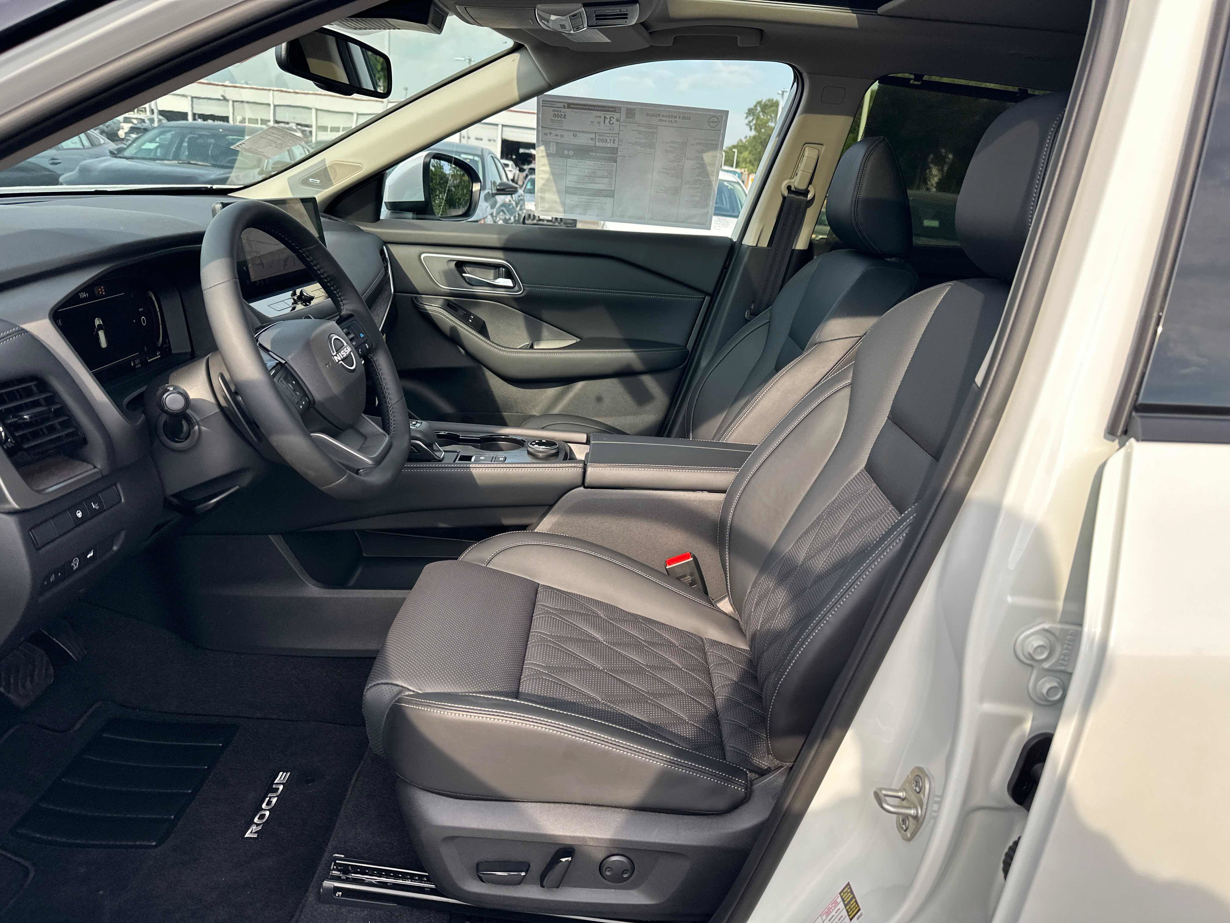 New 2026 Nissan Rogue Platinum w/ Platinum Premium Package AWD/4WD image 22