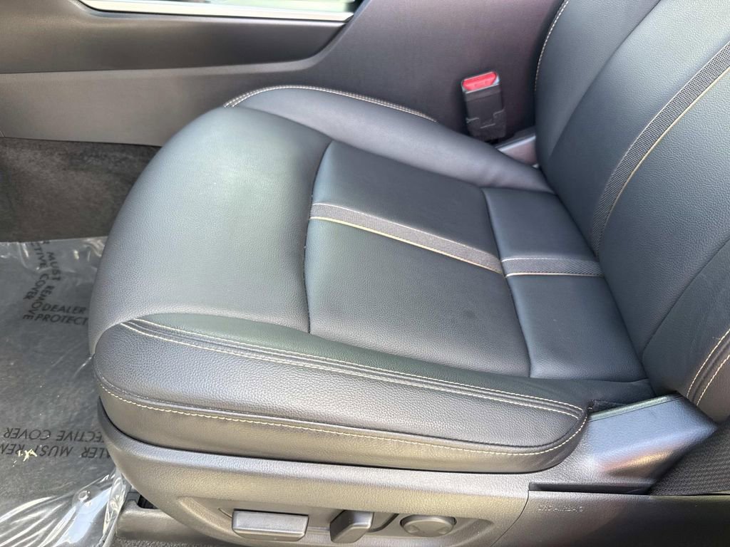 Used 2025 MAZDA CX-90 3.3 Turbo w/ Select Package image 32