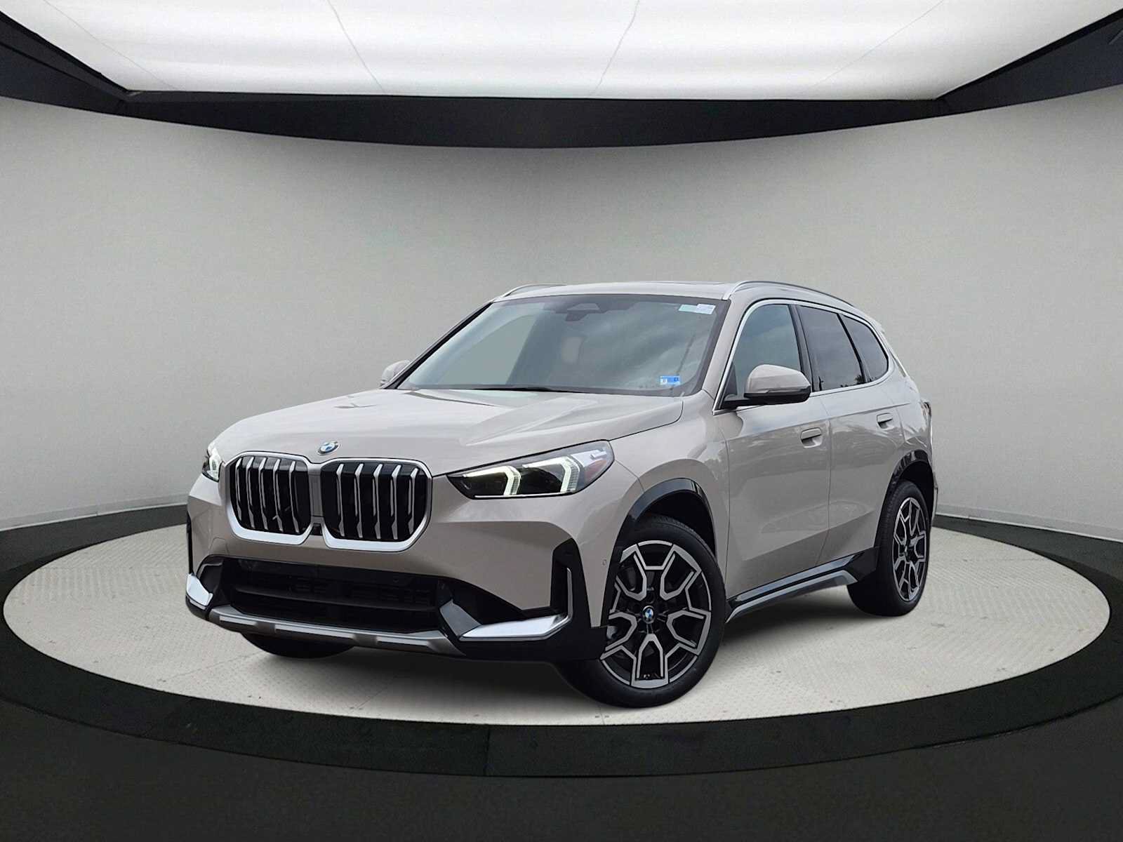 New 2026 BMW X1 xDrive28i w/ Technology Package AWD/4WD image 1