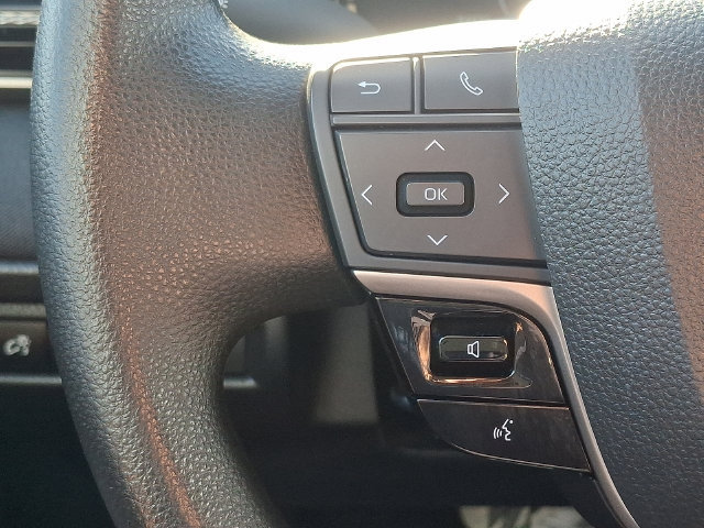 Used 2025 Toyota Camry LE FWD image 20