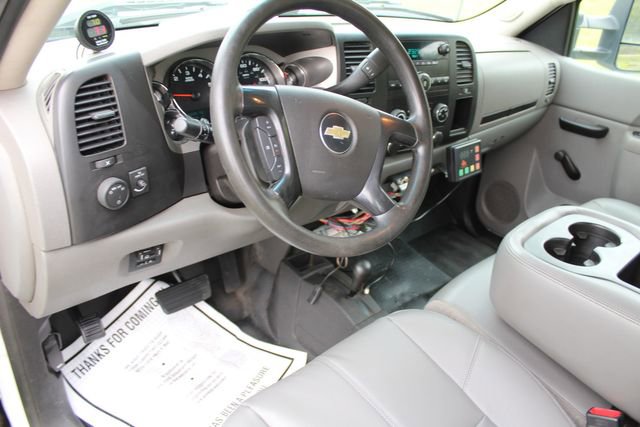 Used 2014 Chevrolet Silverado 3500 W/T image 16