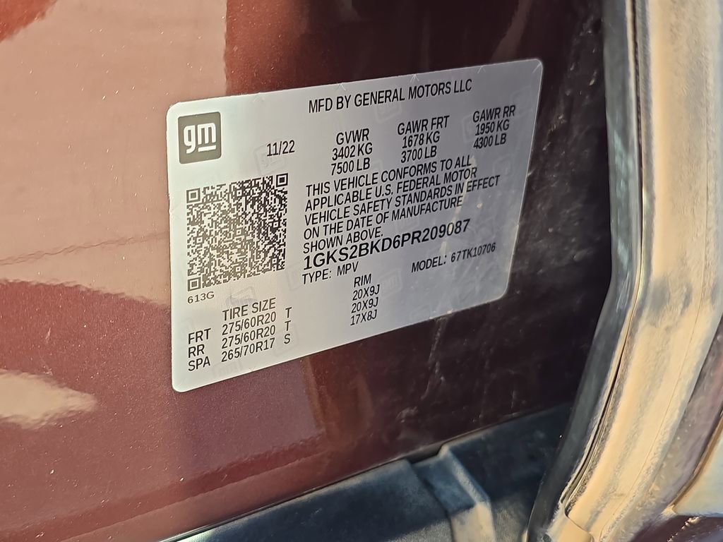 Used 2023 GMC Yukon SLT w/ SLT Premium Package image 36