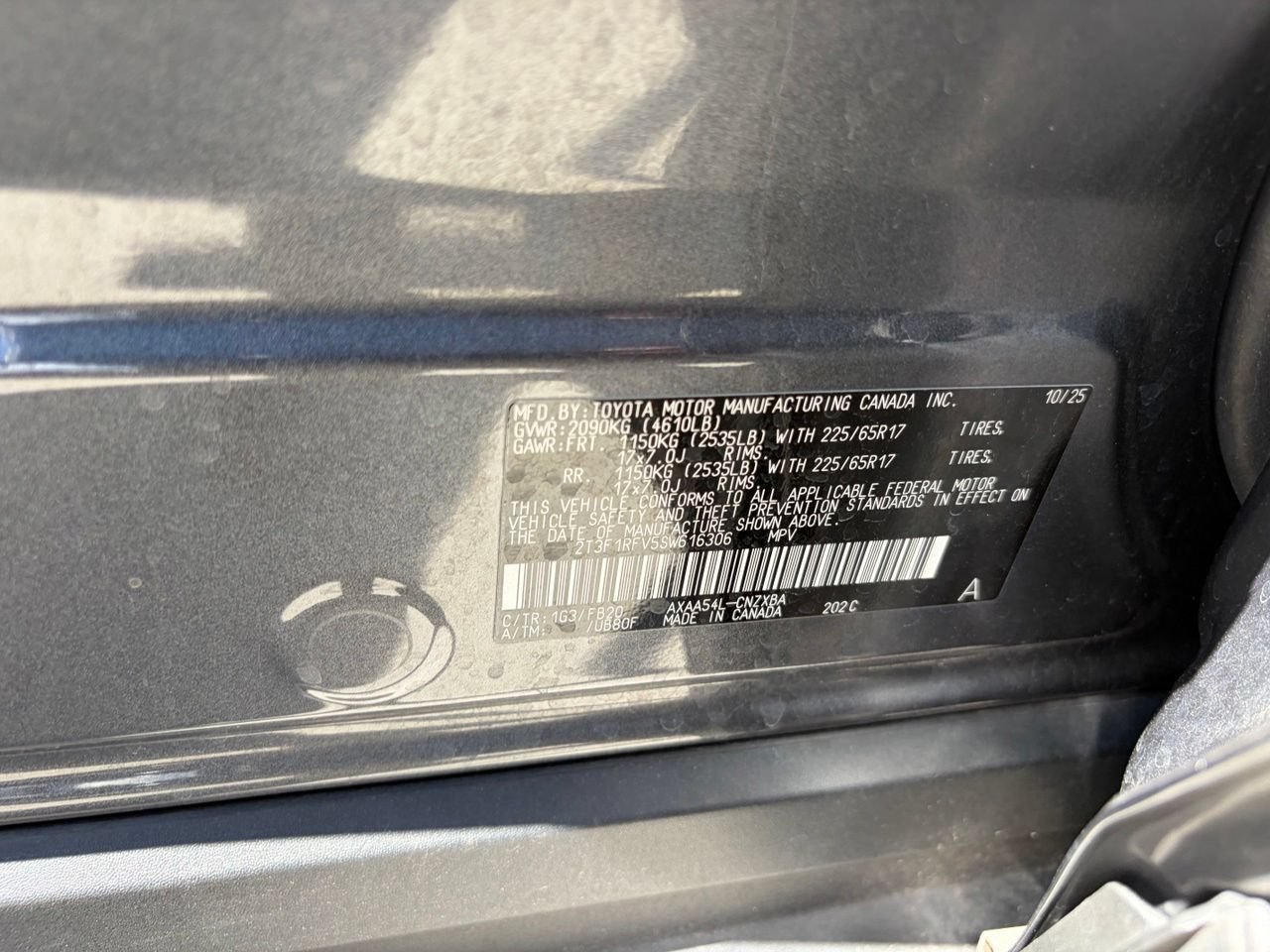 Used 2025 Toyota RAV4 LE AWD/4WD image 14
