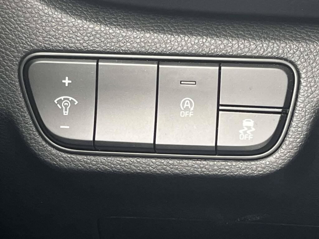 Used 2024 Kia Seltos EX AWD/4WD image 30