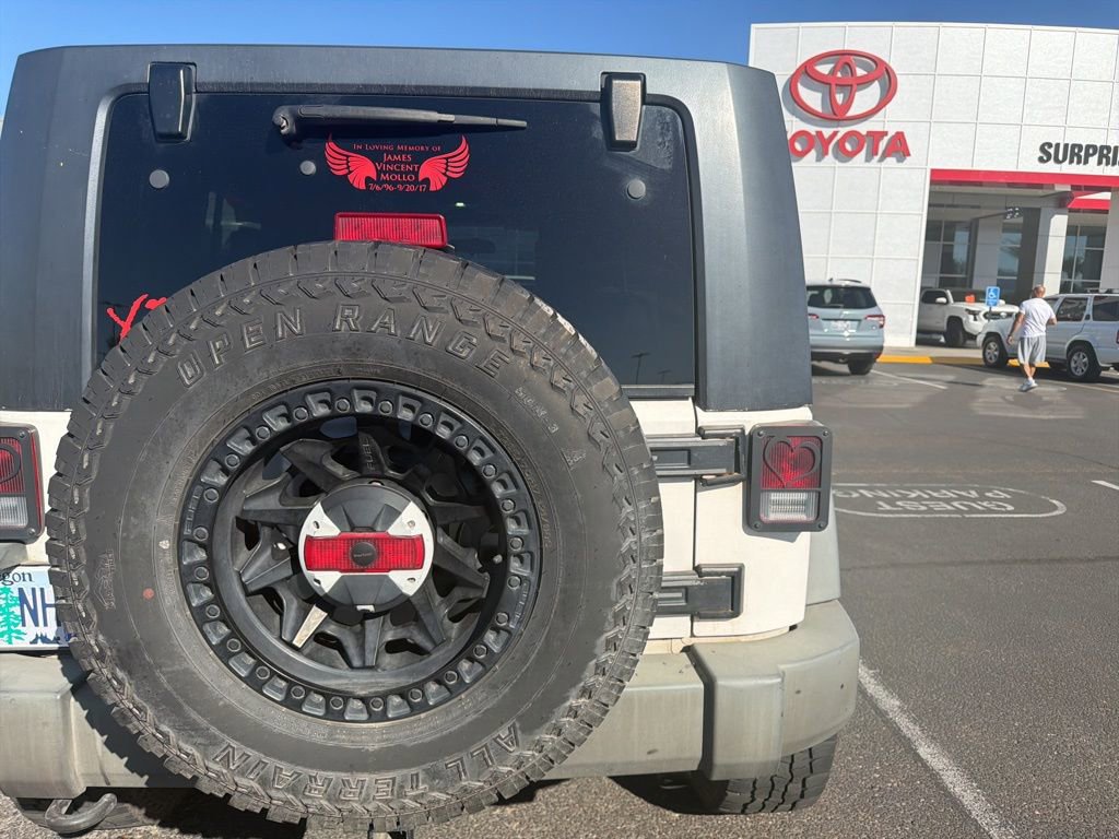 Used 2009 Jeep Wrangler X image 3