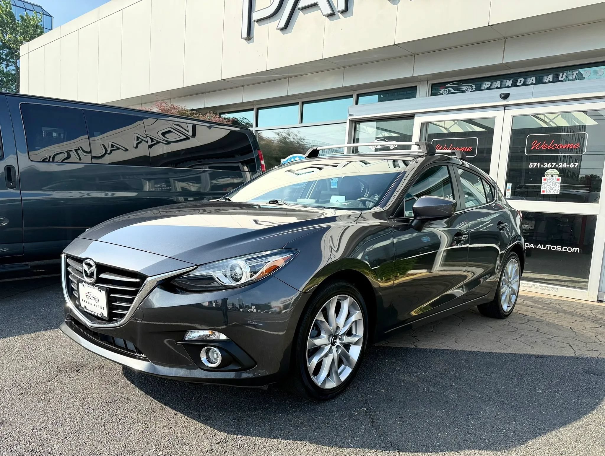 Used 2014 MAZDA MAZDA3 s Touring FWD image 3