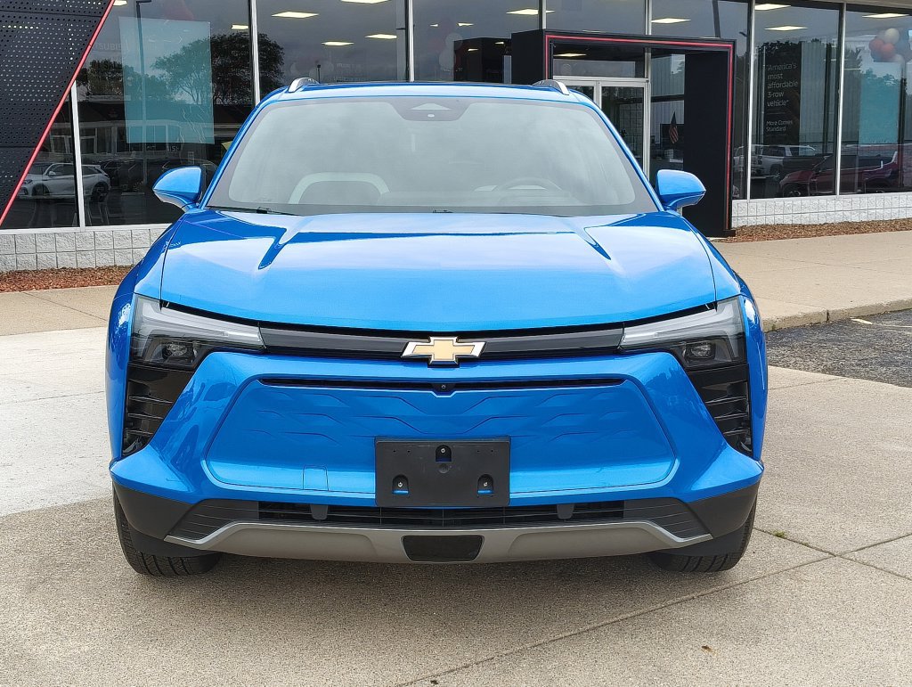 Used 2024 Chevrolet Blazer EV LT AWD/4WD image 14