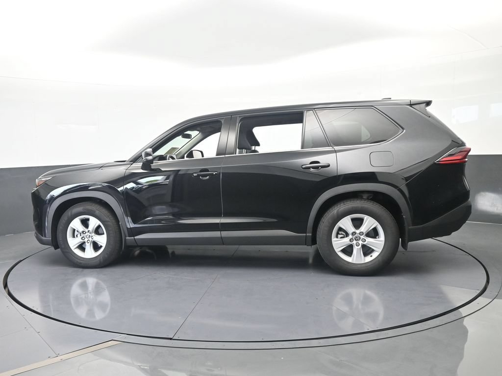 Used 2025 Toyota Grand Highlander FWD image 3