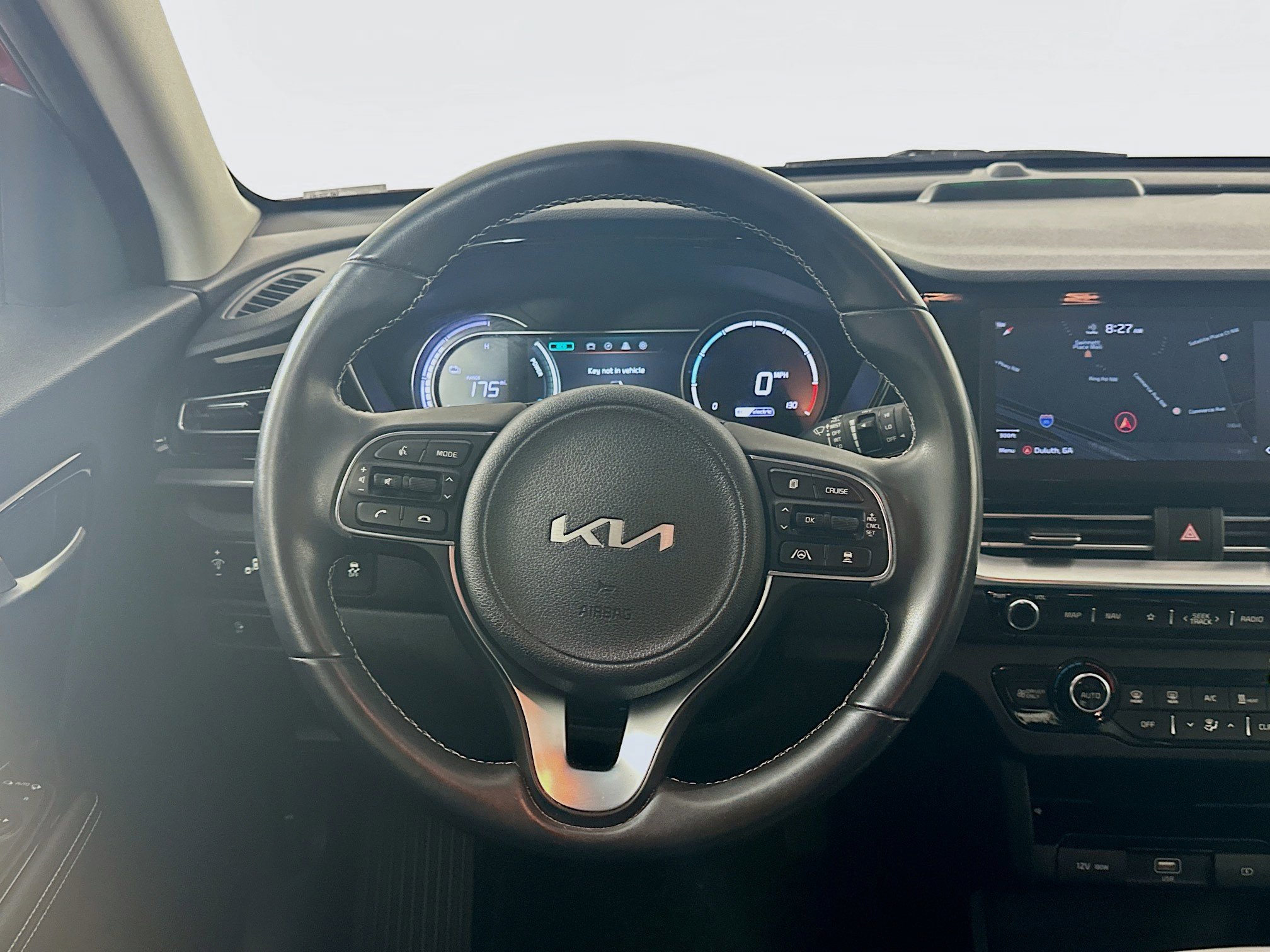 Used 2022 Kia Niro EX image 17