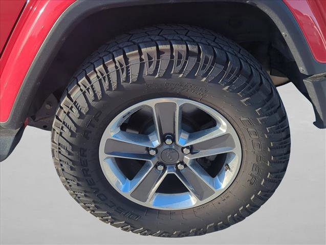 Used 2020 Jeep Wrangler Unlimited Sahara w/ Uconnect 4C Nav & Sound Group image 7