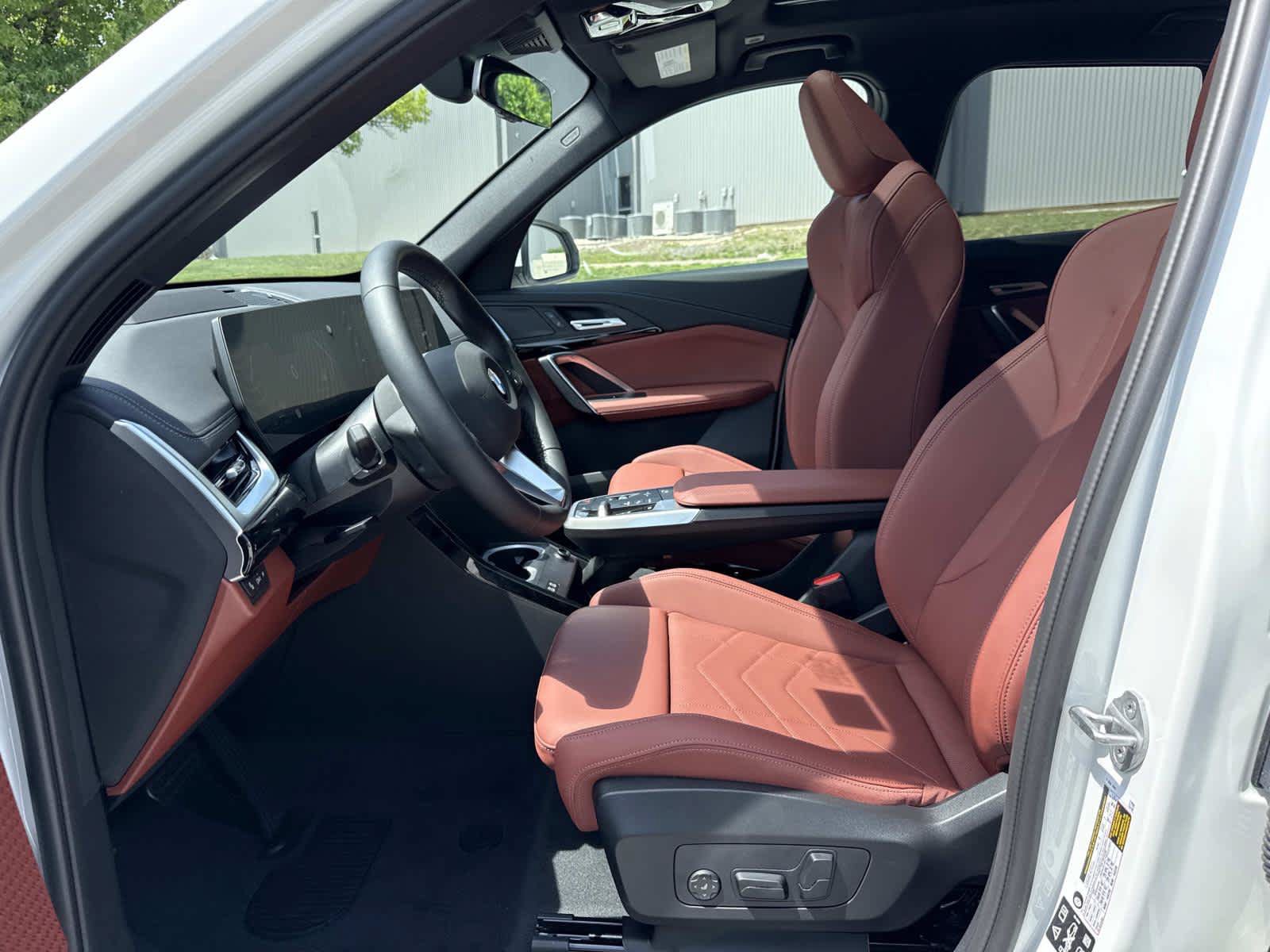 New 2026 BMW X1 xDrive28i w/ Technology Package AWD/4WD image 14