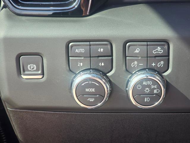 New 2025 GMC Sierra 2500 AT4 w/ AT4 Premium Plus Package image 15