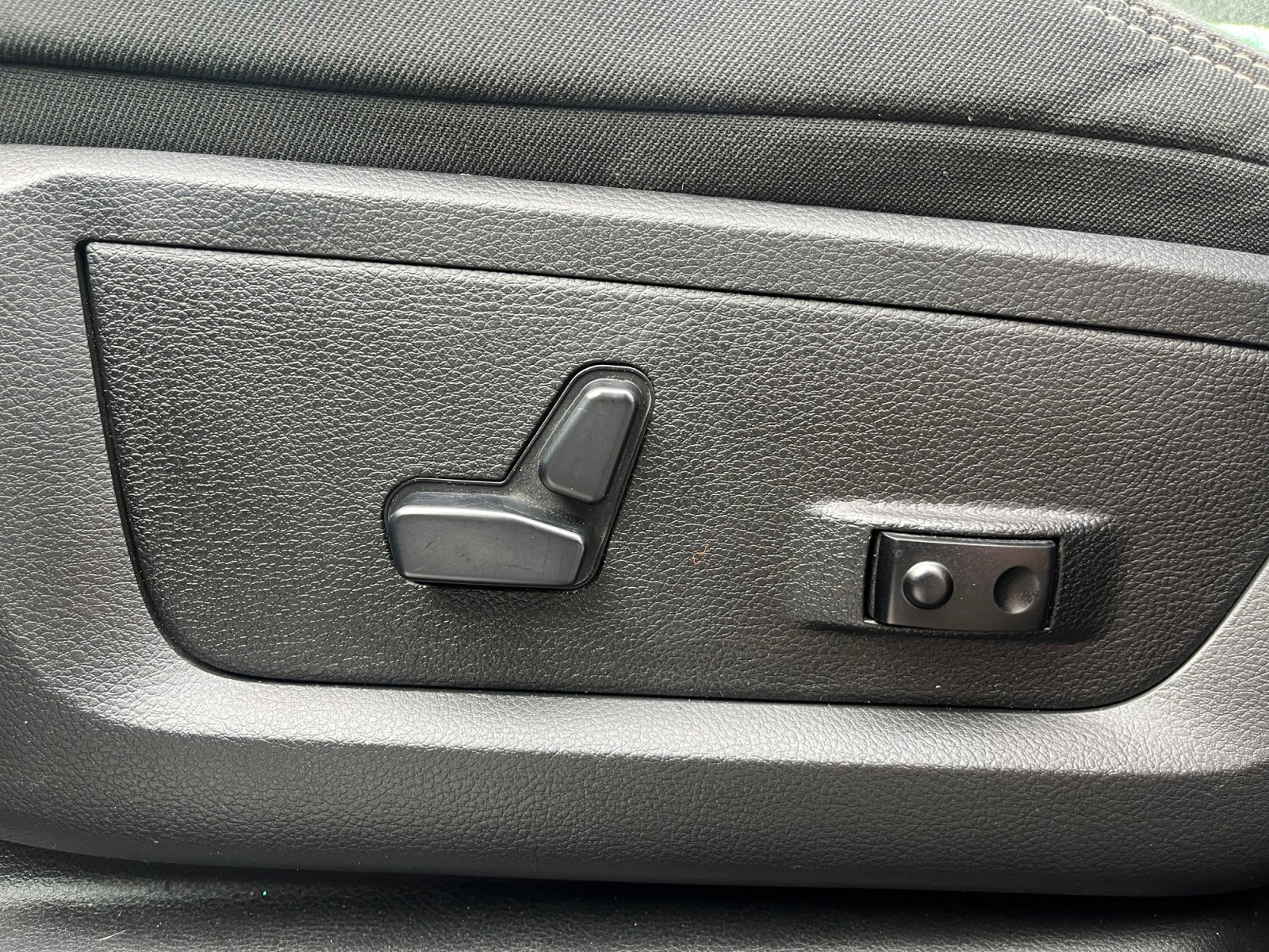 Used 2020 RAM 3500 Big Horn w/ Level 2 Equipment Group image 13