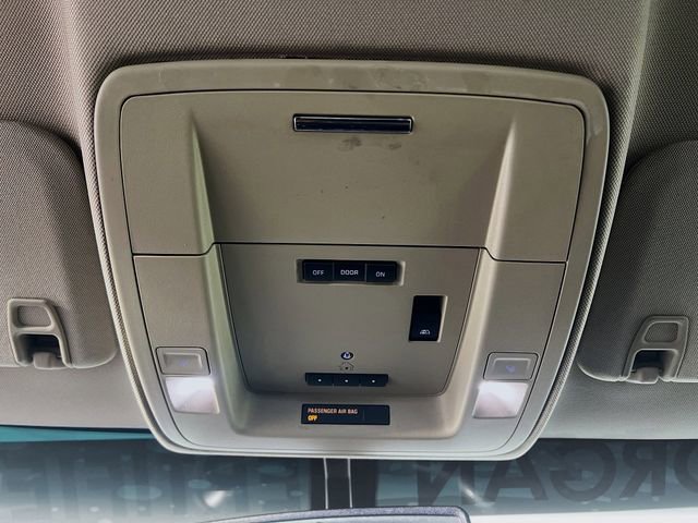 Used 2018 Chevrolet Silverado 1500 LTZ image 19