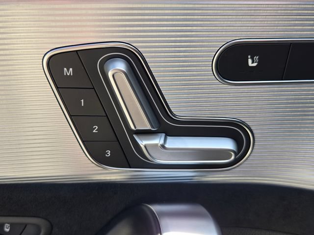 Used 2021 Mercedes-Benz CLA 250 4MATIC image 14