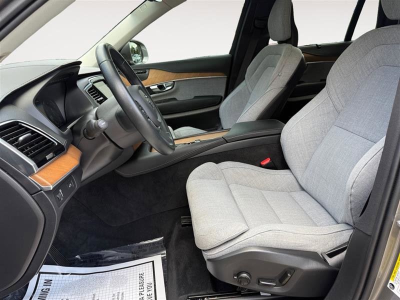 Used 2020 Volvo XC90 T6 Inscription w/ Protection Package Premier image 10