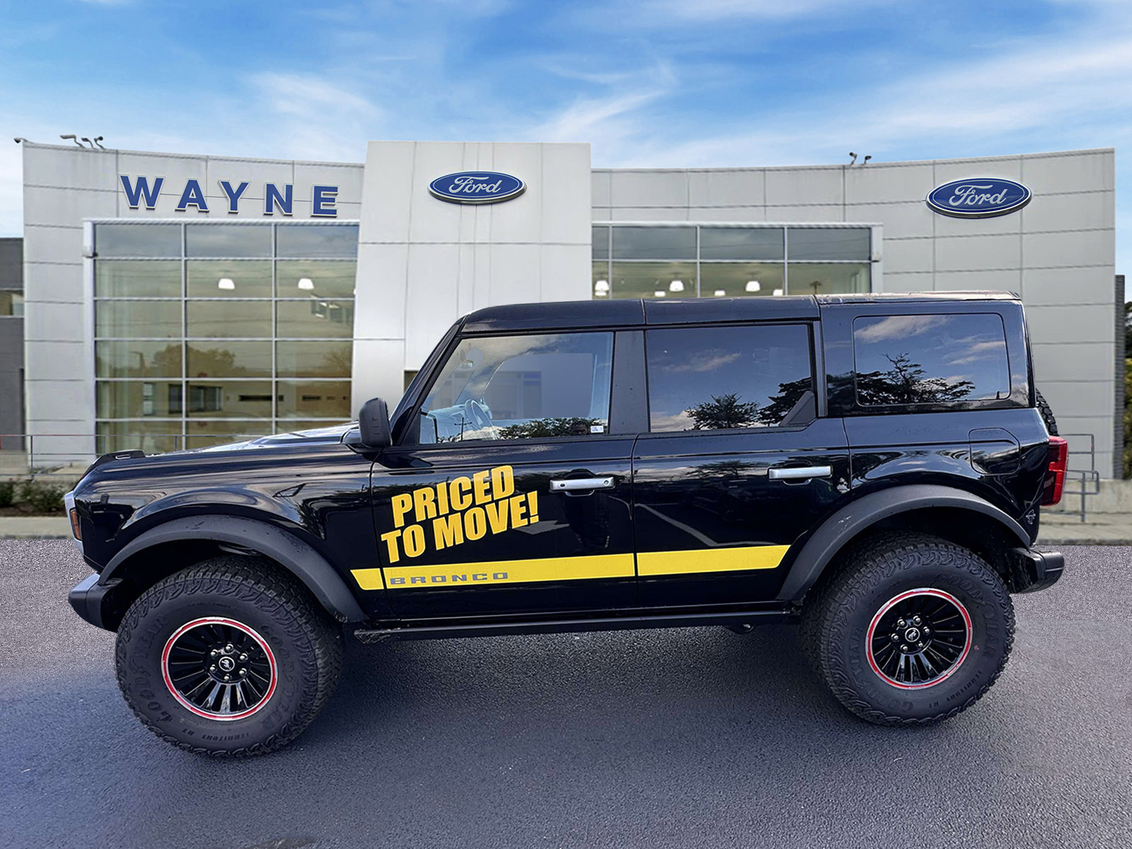 Used 2025 Ford Bronco Big Bend w/ Black Diamond Package AWD/4WD image 7