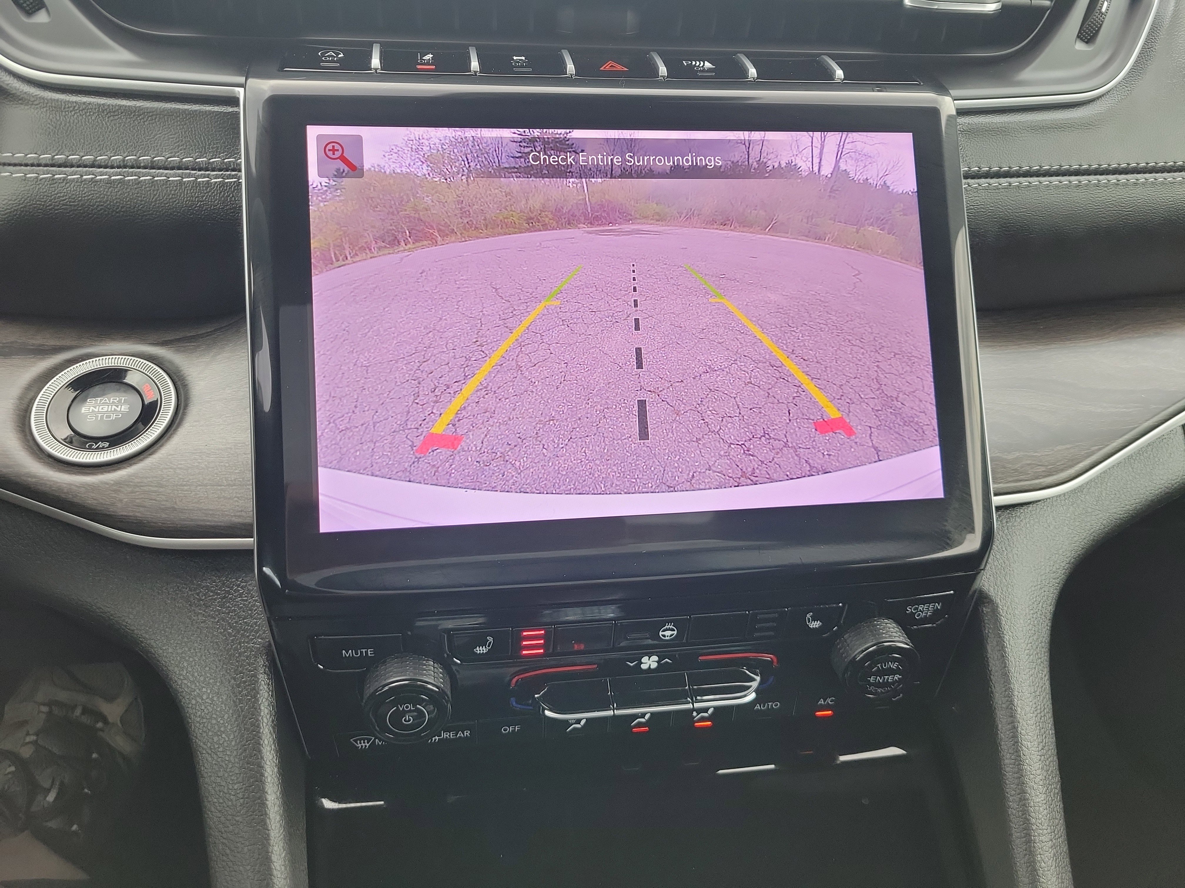 Used 2025 Jeep Grand Cherokee Limited AWD/4WD image 26