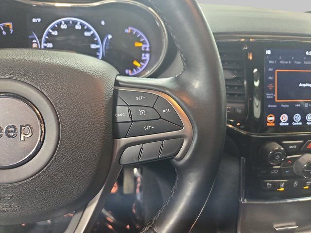 Used 2021 Jeep Grand Cherokee Laredo X image 21