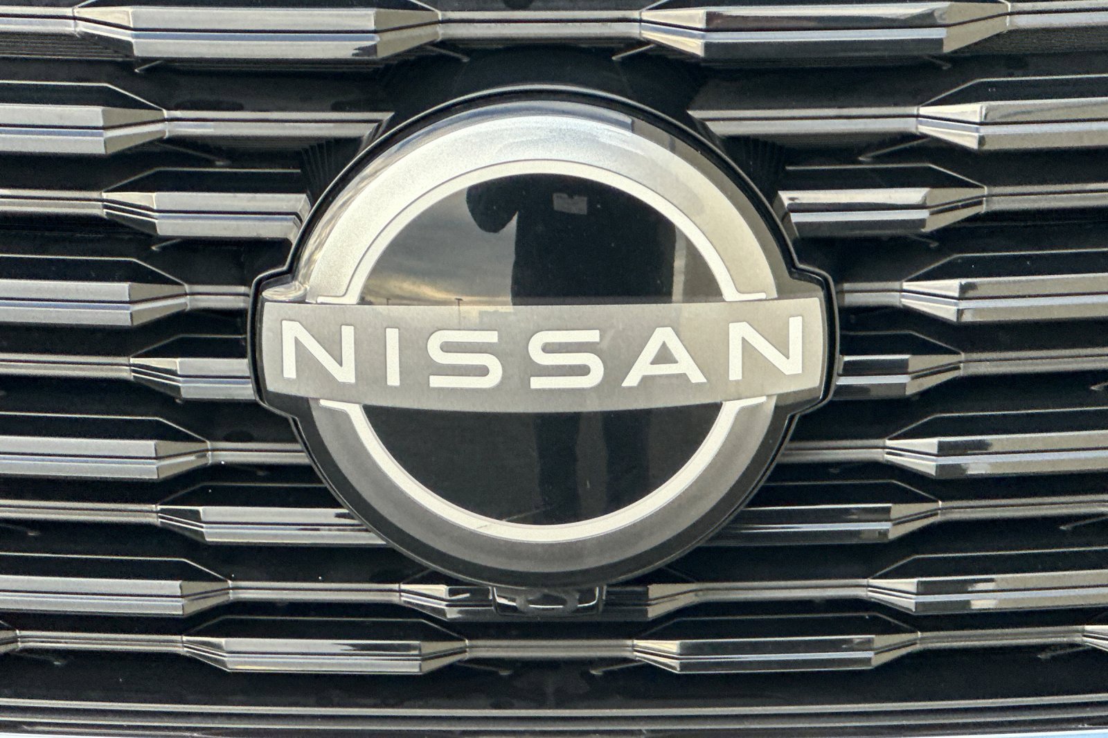 Used 2022 Nissan Rogue SV image 38