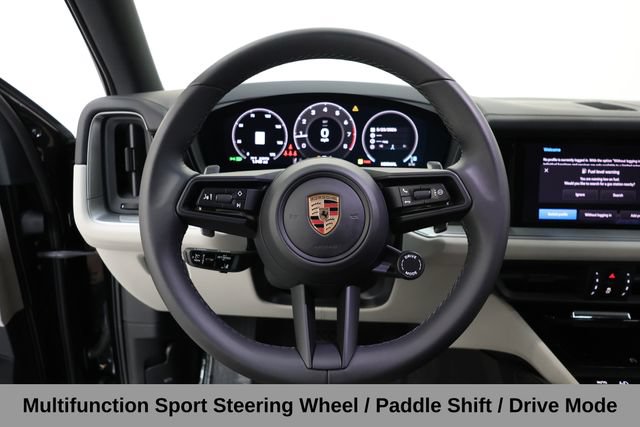 Used 2026 Porsche Cayenne AWD/4WD image 40