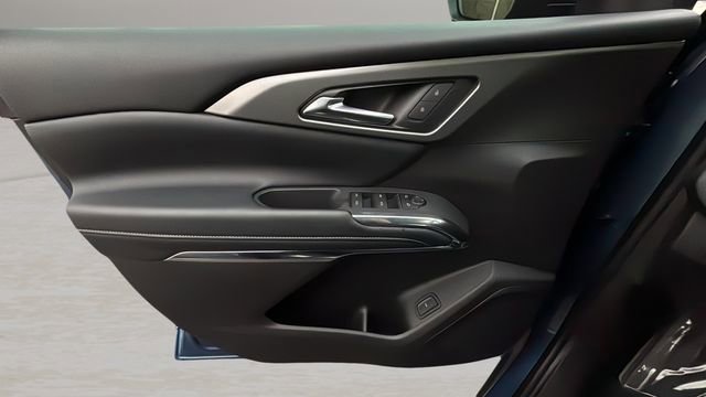 Used 2026 Chevrolet Traverse LT w/ Driver Confidence Package image 17