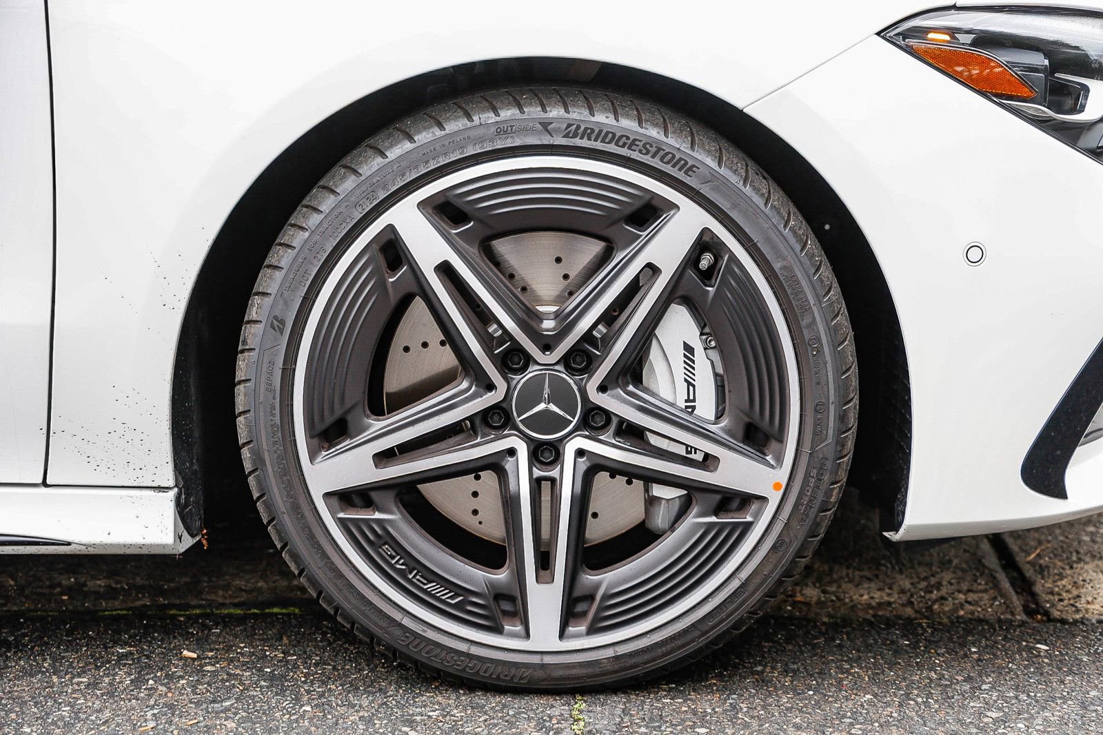 Certified 2025 Mercedes-Benz CLA 35 AMG 4MATIC image 9