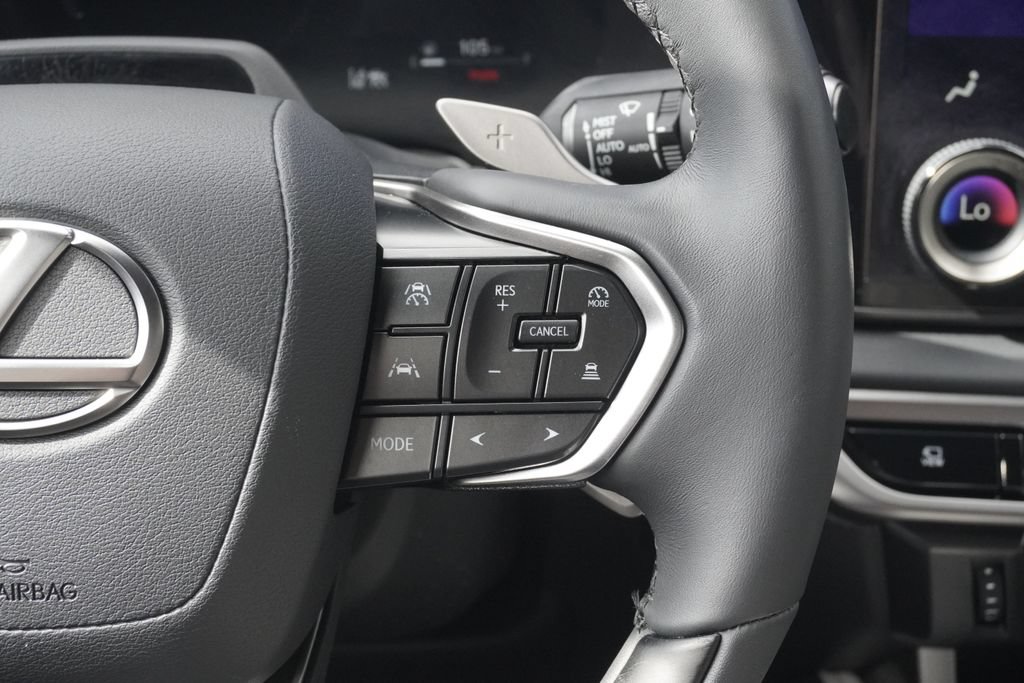 Used 2025 Lexus RX 350h w/ Convenience Package AWD/4WD image 13