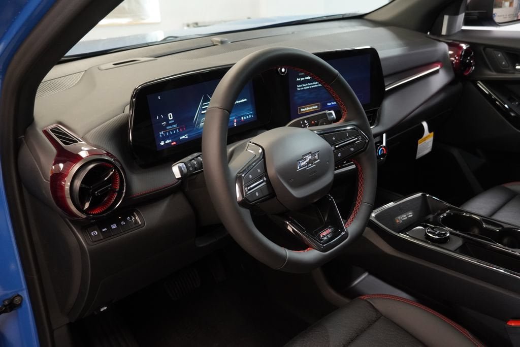 New 2027 Chevrolet Equinox RS w/ Convenience Package III AWD/4WD image 6