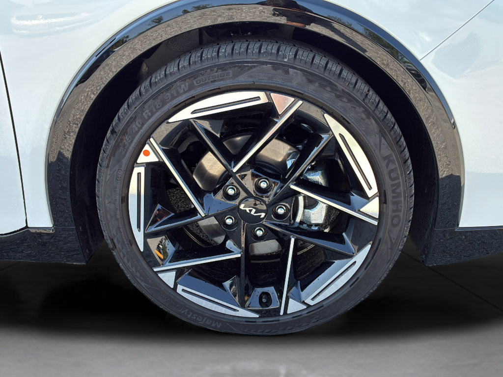 New 2026 Kia K4 GT-Line FWD image 31