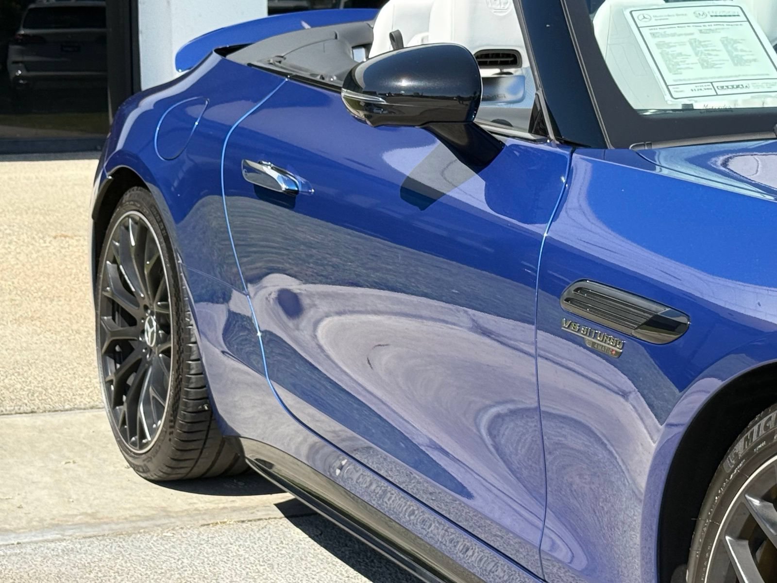 Used 2023 Mercedes-Benz SL 63 AMG 4MATIC image 9