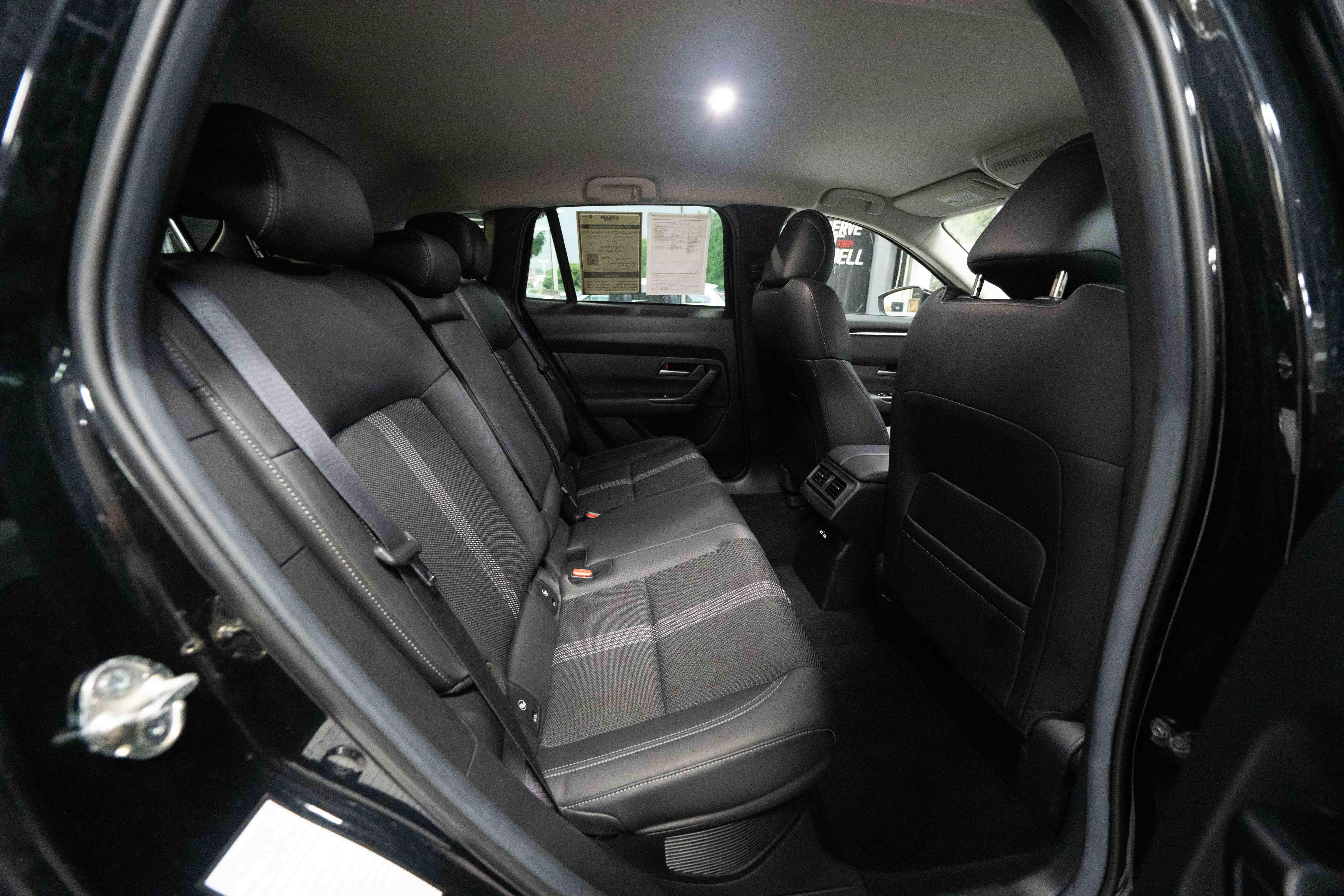 Used 2025 MAZDA CX-50 2.5 Hybrid w/ Preferred Pkg AWD/4WD image 25