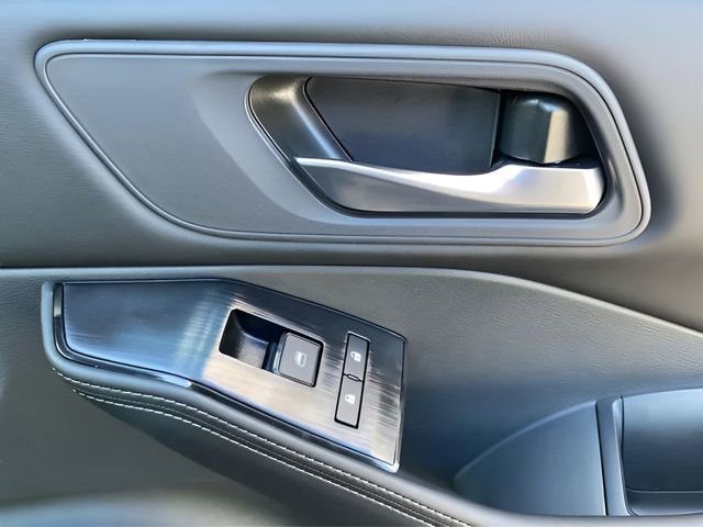 New 2026 Nissan Rogue SV w/ Cold Weather Package AWD/4WD image 26