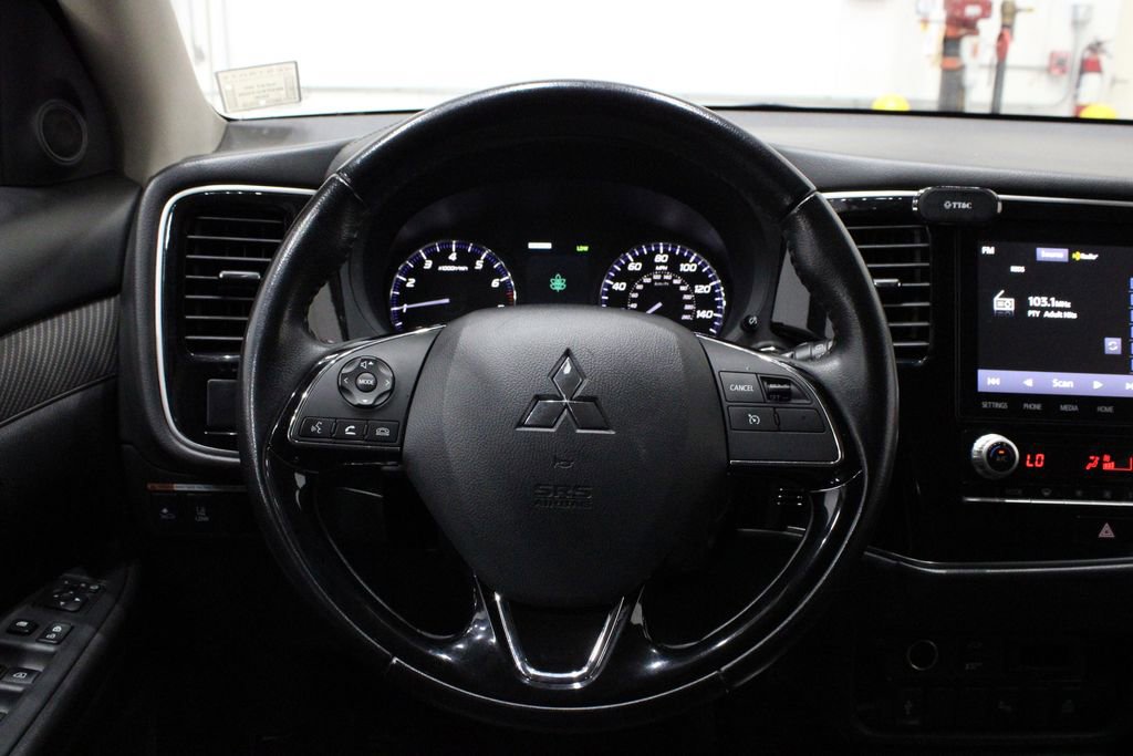 Used 2020 Mitsubishi Outlander SEL image 19
