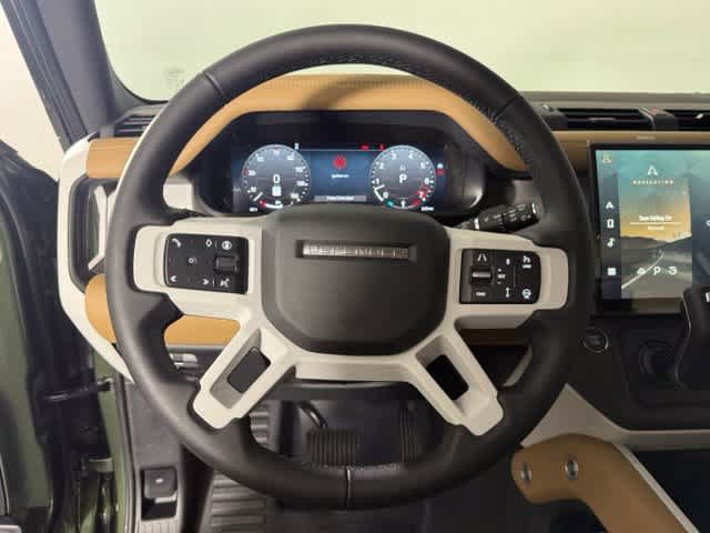 New 2026 Land Rover Defender 110 X-Dynamic SE AWD/4WD image 17
