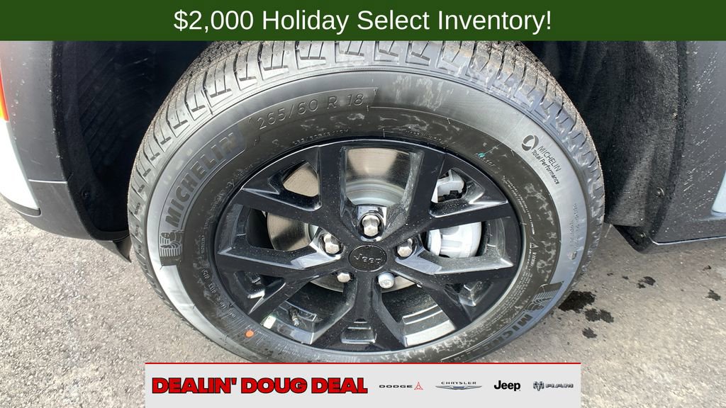 New 2025 Jeep Grand Cherokee L Altitude image 10