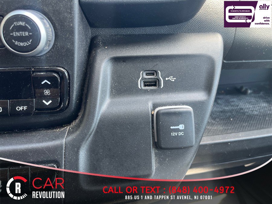 Used 2025 RAM ProMaster 2500 w/ Convenience Group FWD image 16