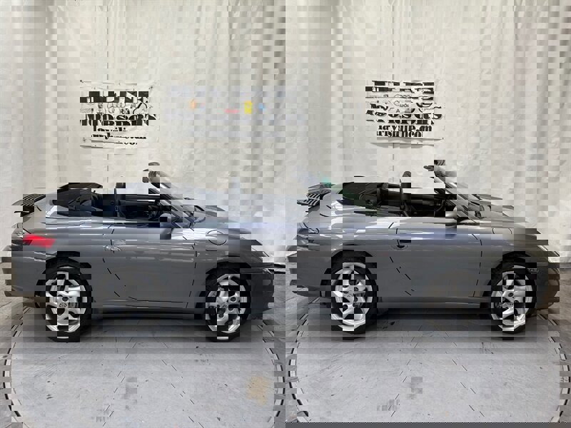 Used 2002 Porsche 911 Carrera 4 image 7