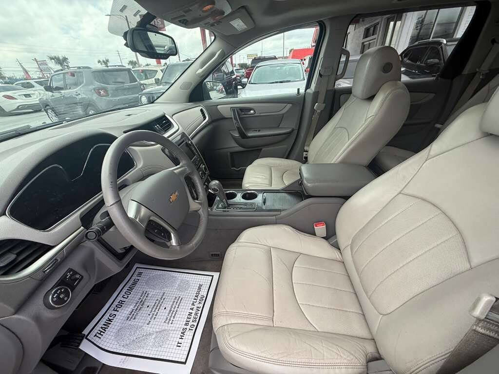 Used 2014 Chevrolet Traverse LTZ image 11