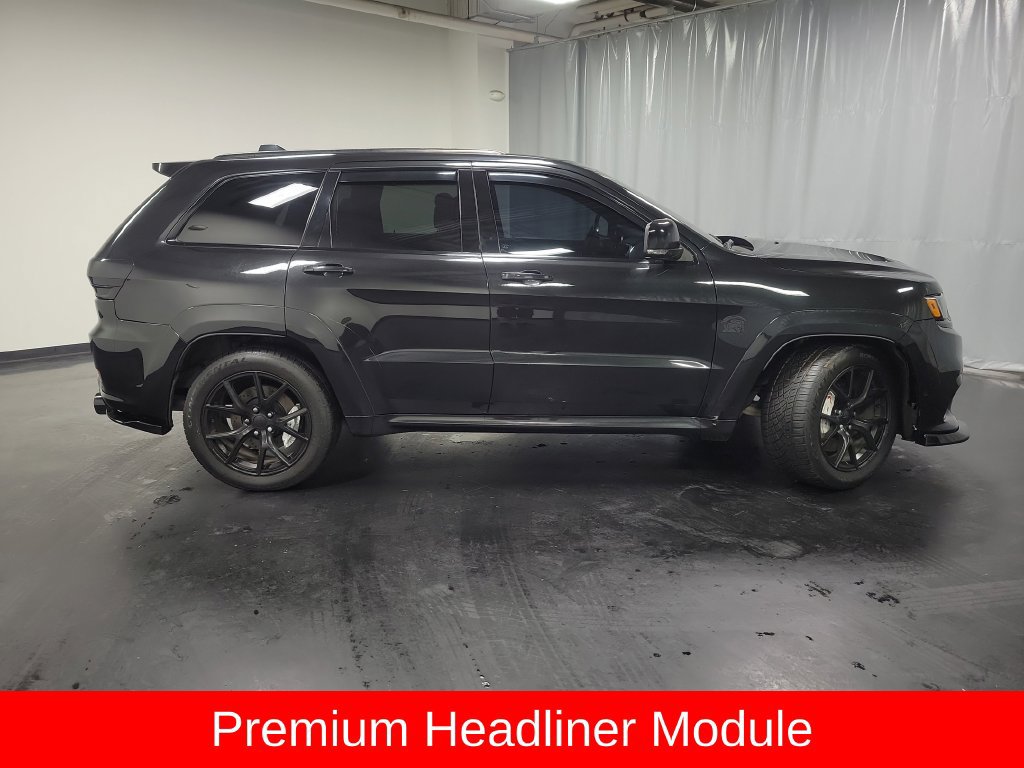 Used 2016 Jeep Grand Cherokee SRT w/ Trailer Tow Group IV AWD/4WD image 10