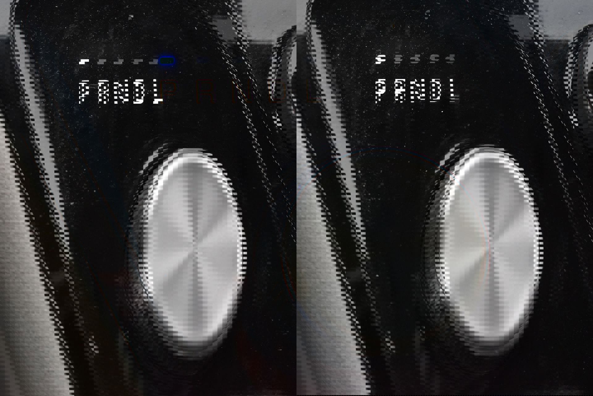 Used 2023 Chrysler Pacifica Limited image 34