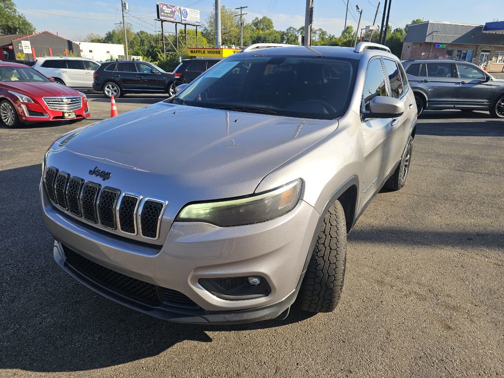 Used 2019 Jeep Cherokee Latitude w/ Popular Appearance Group image 6
