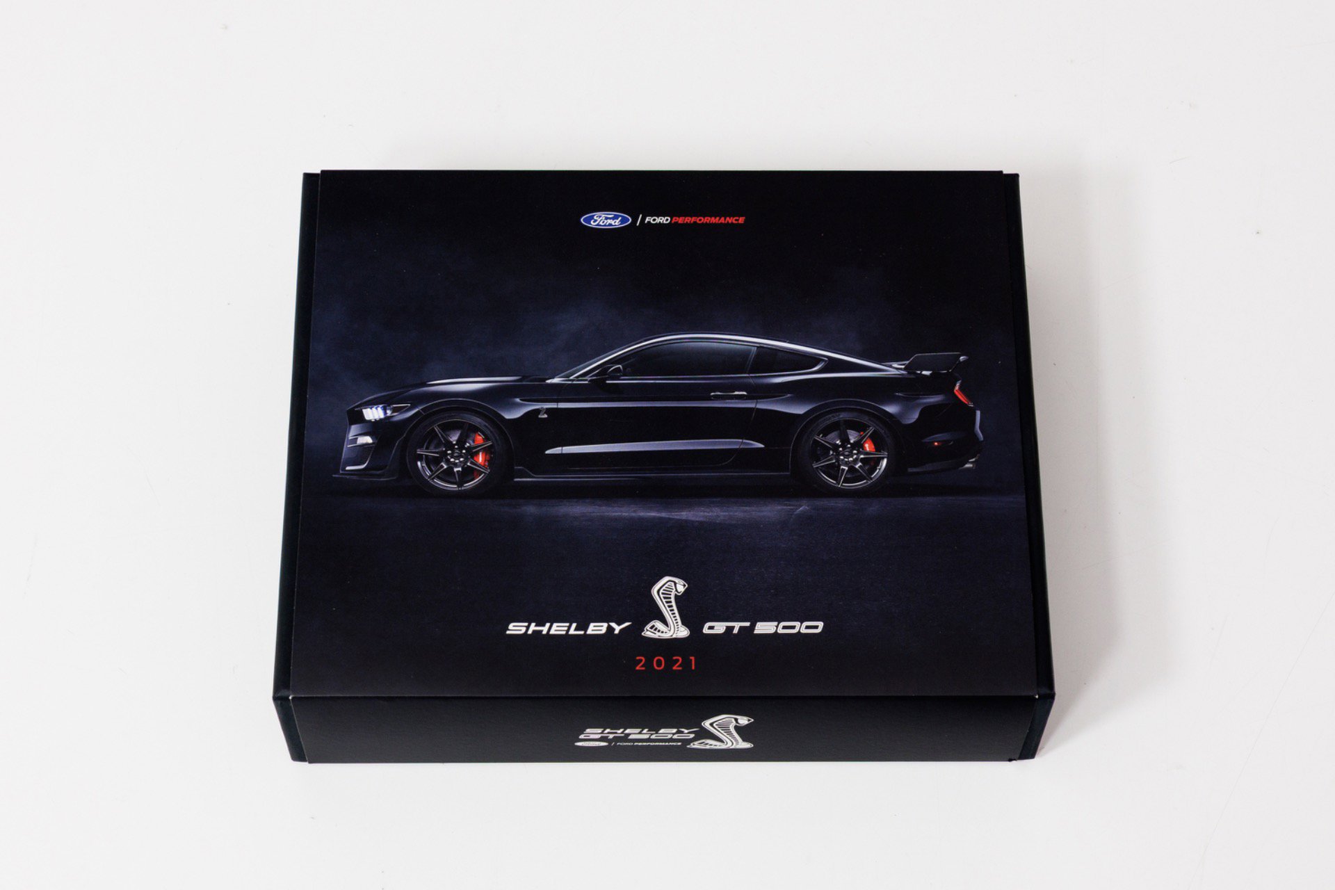 Used 2021 Ford Mustang Shelby GT500 w/ Carbon Fiber Track Pack RWD image 81