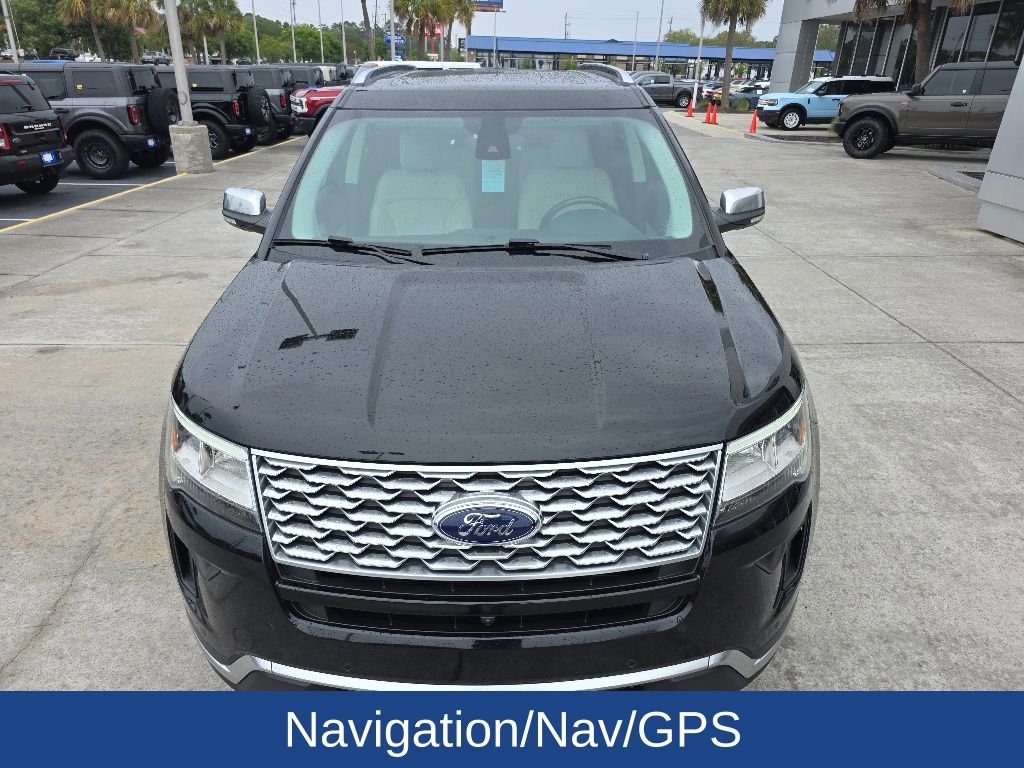 Used 2019 Ford Explorer Platinum AWD/4WD image 4
