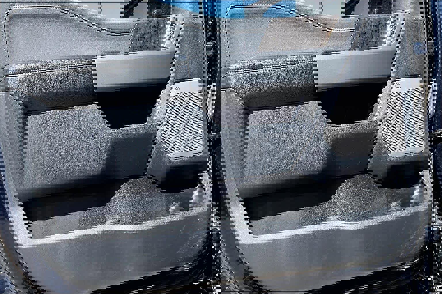 Used 2024 Ford F250 Lariat w/ Sport Appearance Package image 21