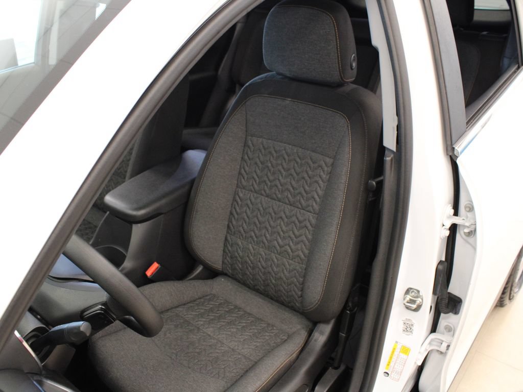 Used 2023 Chevrolet Equinox LT w/ LPO, Floor Liner Package AWD/4WD image 13